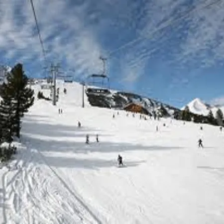 아파트 In Eagle's Nest 반스코