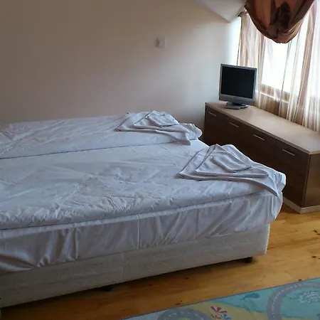 아파트 In Eagle's Nest 반스코