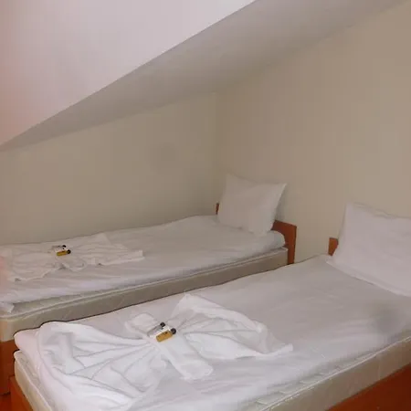 In Eagle's Nest 반스코