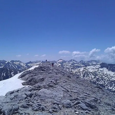 In Eagle's Nest 아파트 반스코