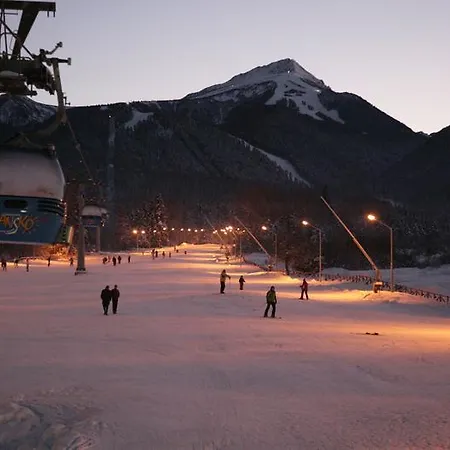 In Eagle's Nest 公寓