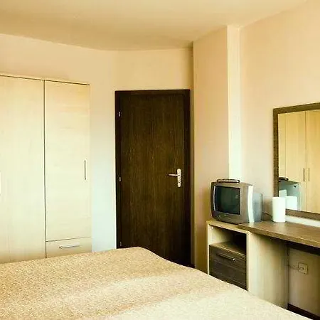 In Eagle's Nest * 班斯科