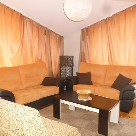 In Eagle's Nest Apartman Banszko