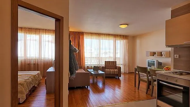 In Eagle's Nest Apartment